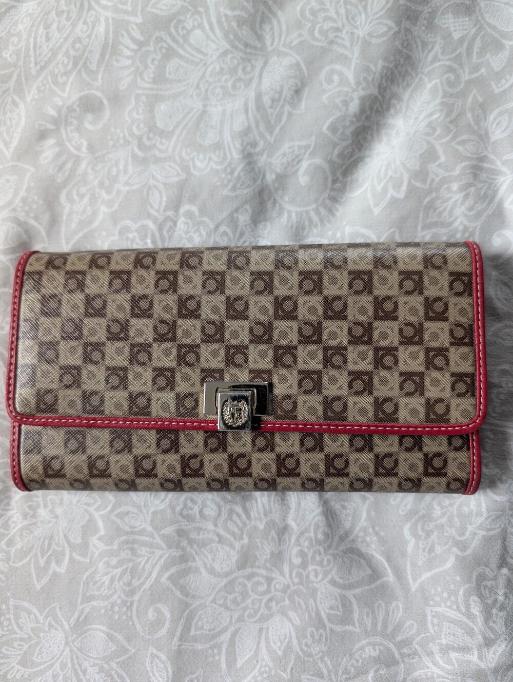 Liz Claiborne Ladies Brown & Red Checkbook Wallet. 4 X 8. Snap Closure.